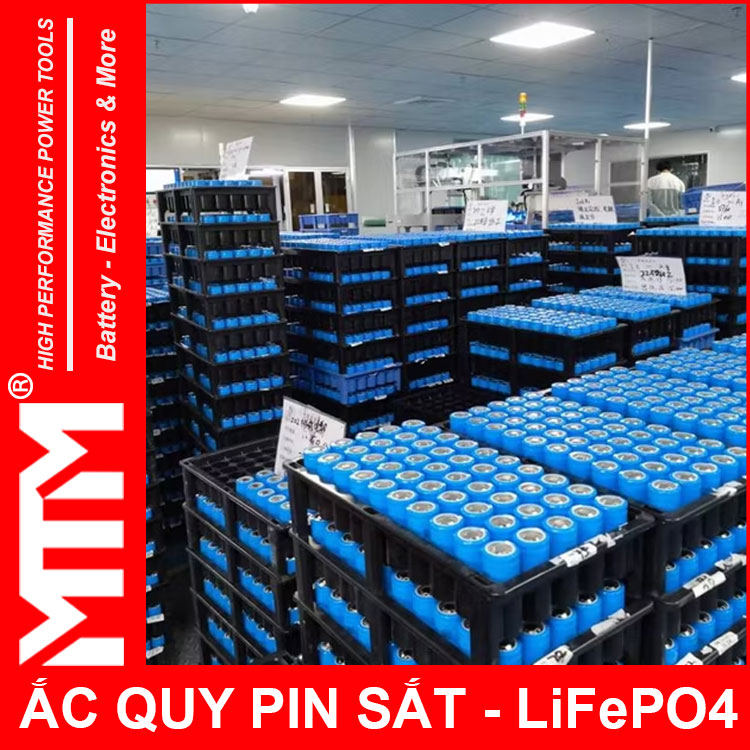 Cell Pin Sat LiFePo4